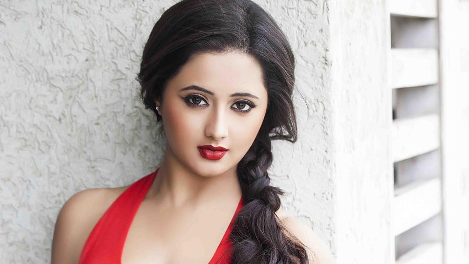 Rashami Desai doesn't have friends?