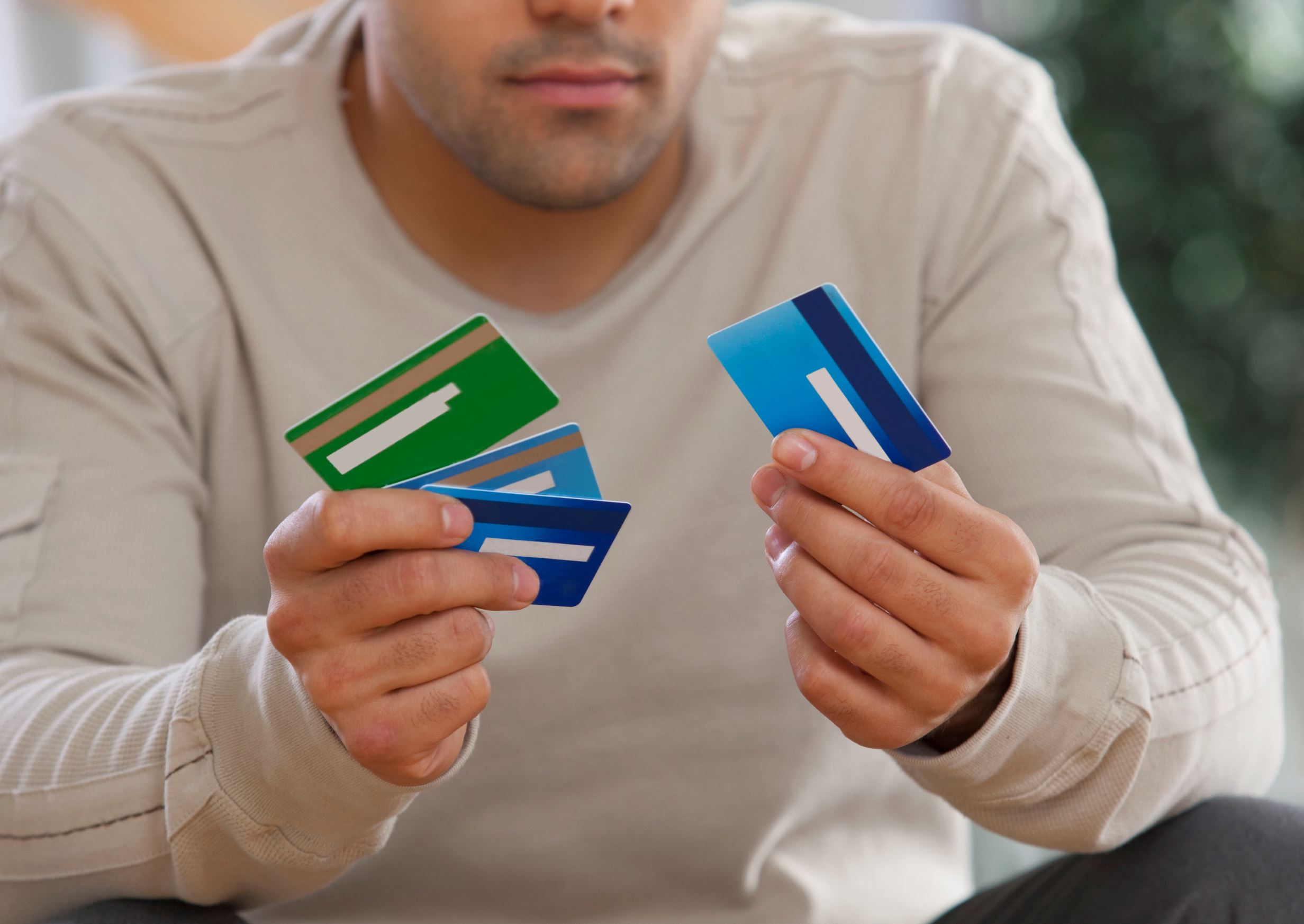 Looking best Interest credit cards.