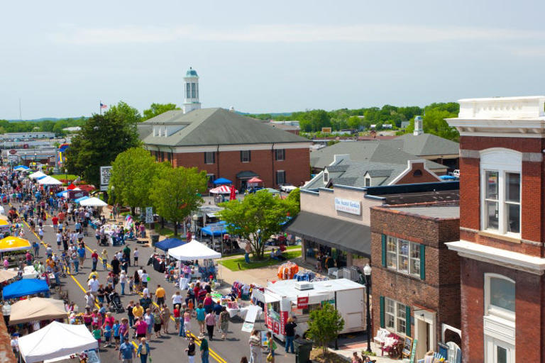 The annual Gallatin Square Fest brings thousands to its historic square.