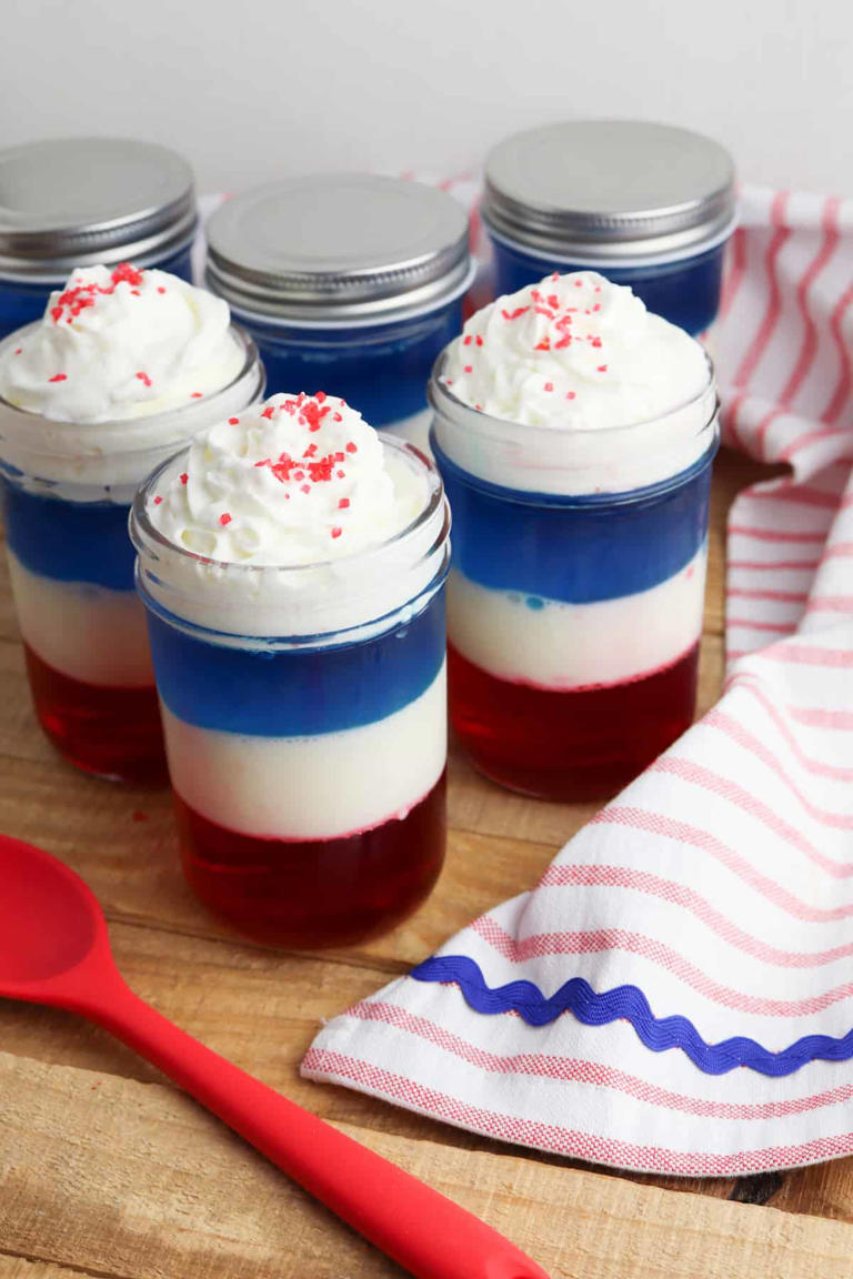 43 Easy Red, White and Blue Desserts for Patriotic Holidays