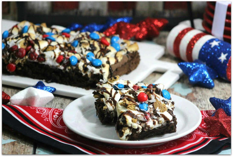 43 Easy Red, White and Blue Desserts for Patriotic Holidays