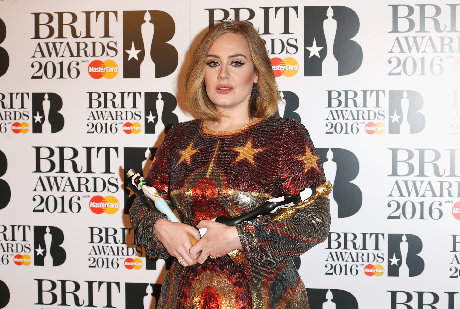 Премия awards 2016. Adele Brit Awards.