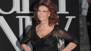 La diva italiana Sophia Loren, 87 anni, è attiva nel mono del cinema dagli anni ’50 e il suo ultimo film ‘La vita davanti a sé’ è uscito nel 2020. Secondo l’Huffington Post una volta avrebbe detto: “La parola pensione è terribile. Mai. Pensa sempre come se fosse l’inizio di una lunga carriera”.