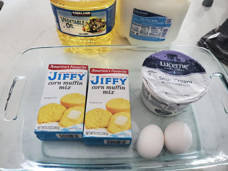 Jiffy Cornbread with Sour Cream