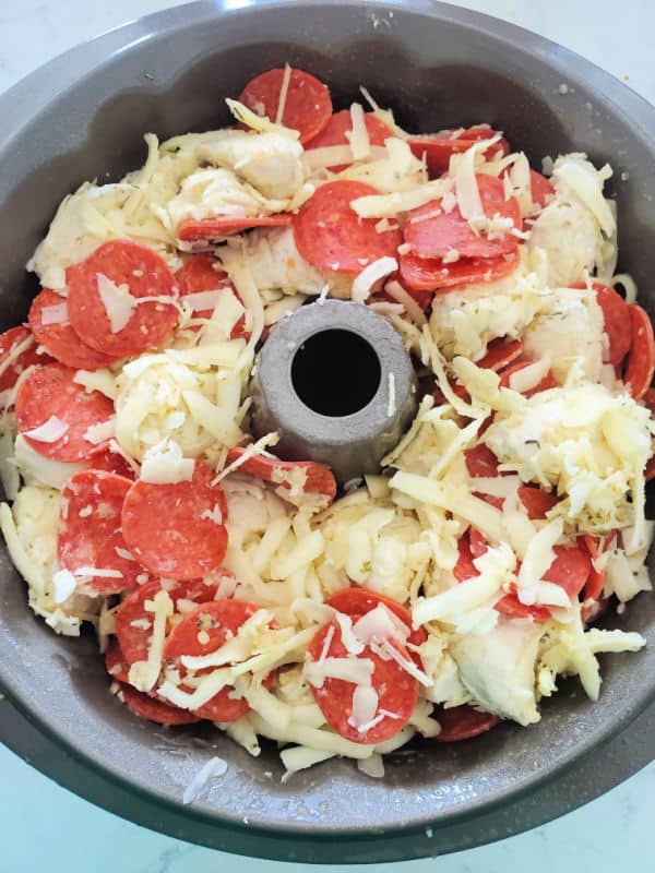 Pepperoni Pizza Monkey Bread