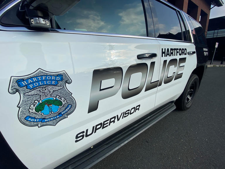 Man hit by car in Hartford taken to hospital