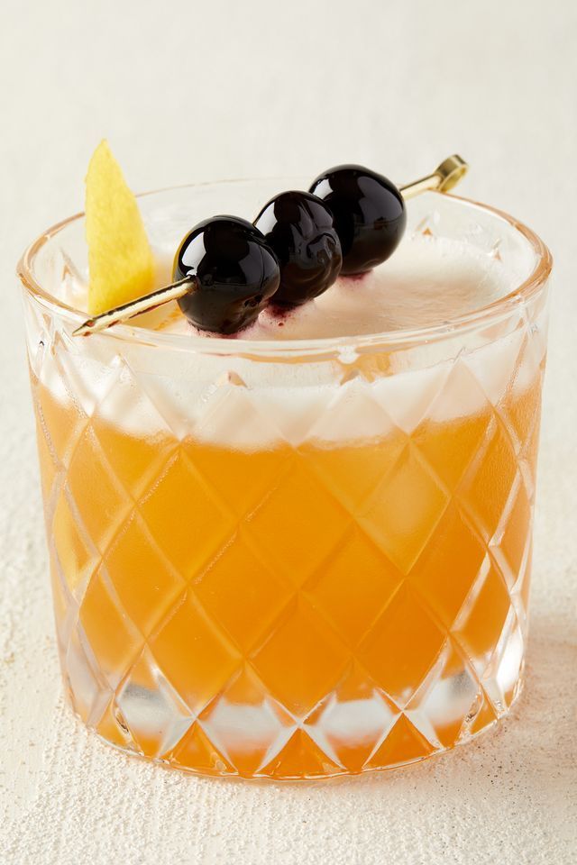 25 After-Dinner Drinks That Make The Perfect Nightcap