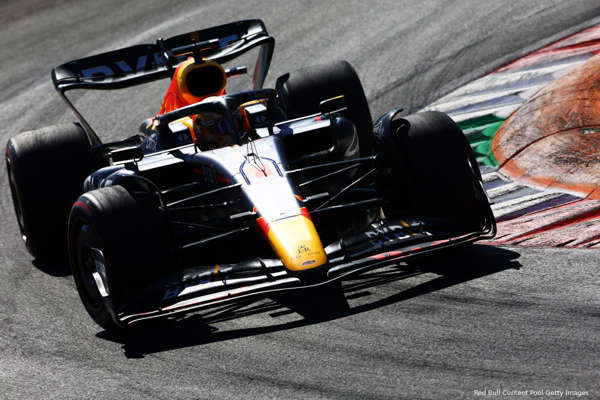 Een nacht referentie Faeröer Verstappen wint Italiaanse GP achter safety car, De Vries debuteert met F1- punten