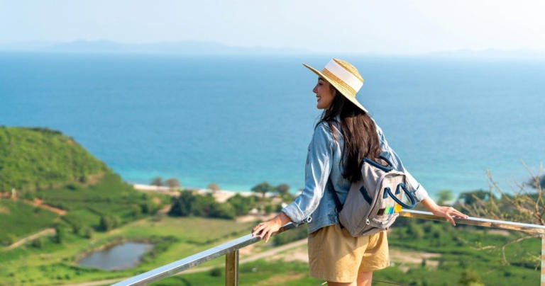 Safe Solo Travel: 10 Tips & Advice For Traveling Solo
