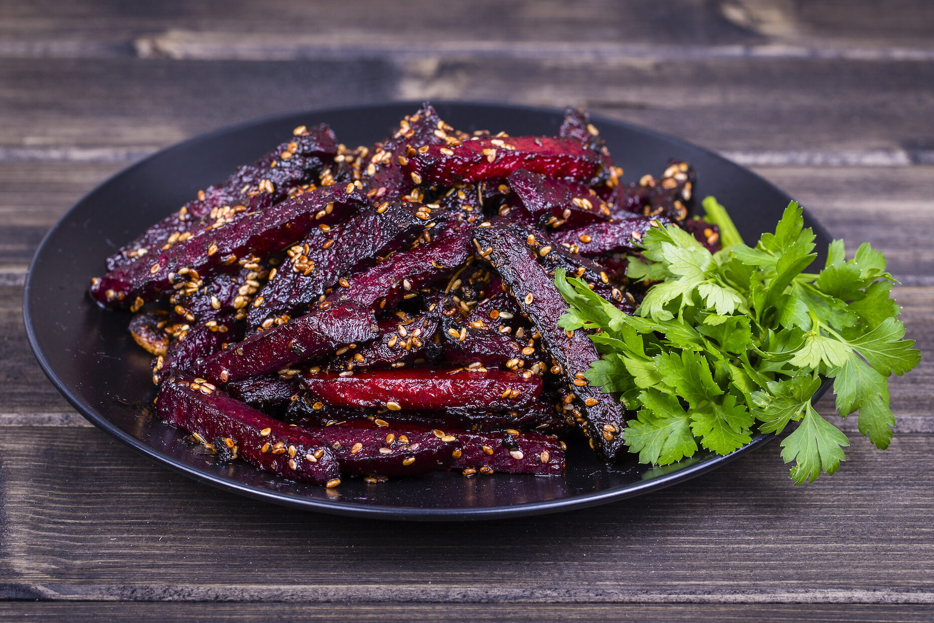 25 everyday foods that can be toxic if not consumed correctly