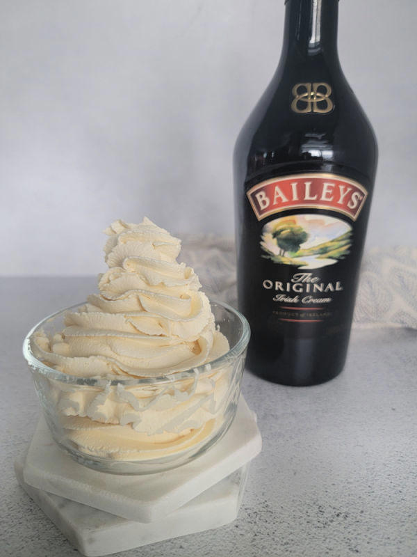 Easy 3 ingredient Baileys Whipped Cream recipe