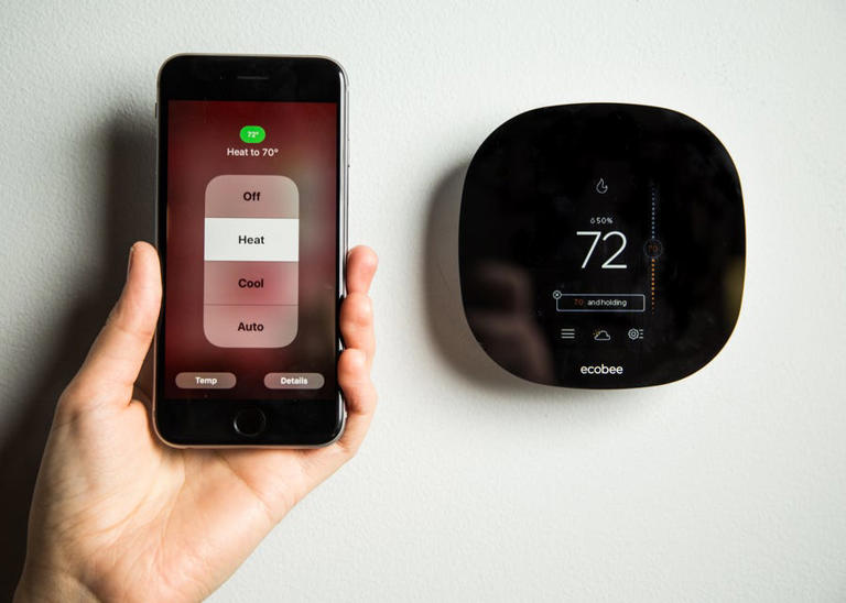 Here's How Much a Space Heater Can Save You on Heating Costs