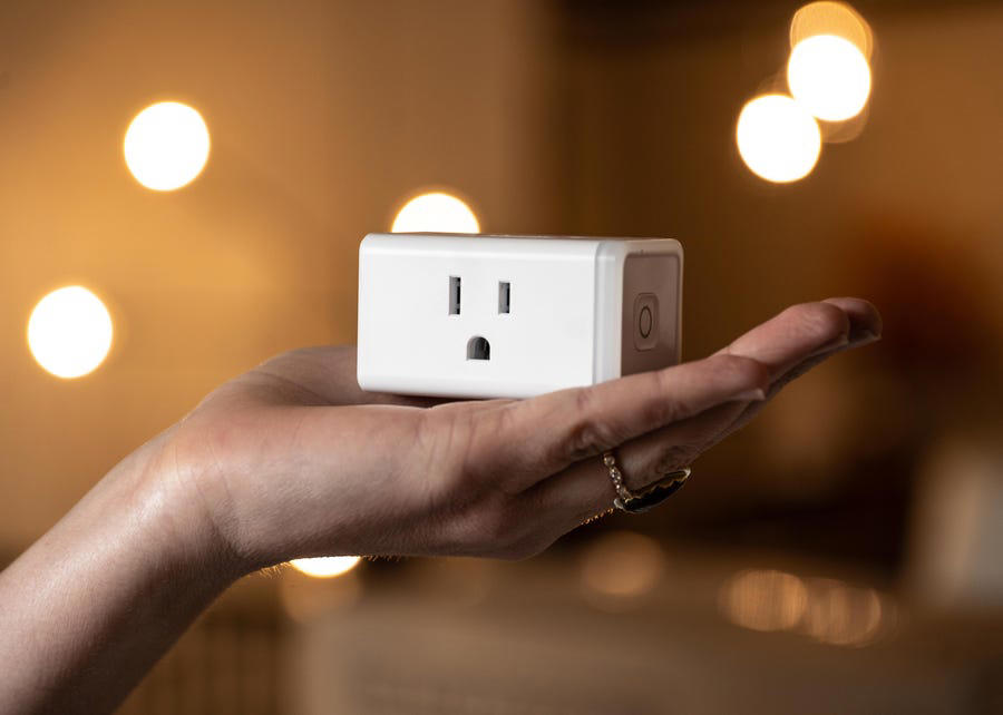 unplug these ‘energy vampires’ to avoid energy waste and save on utility bills