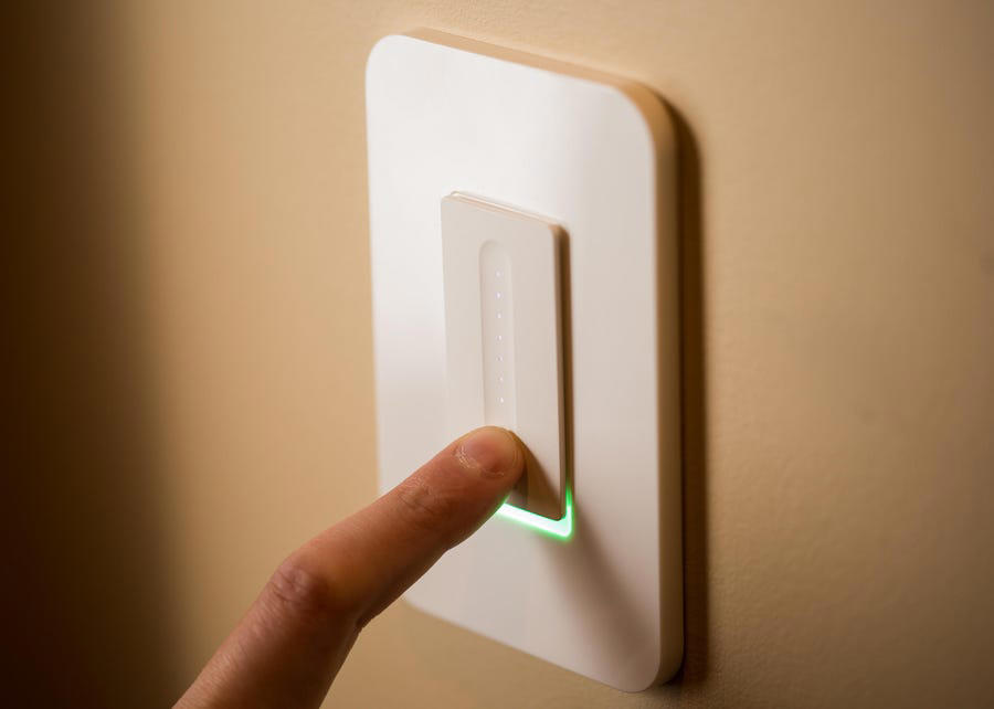 unplug these ‘energy vampires’ to avoid energy waste and save on utility bills