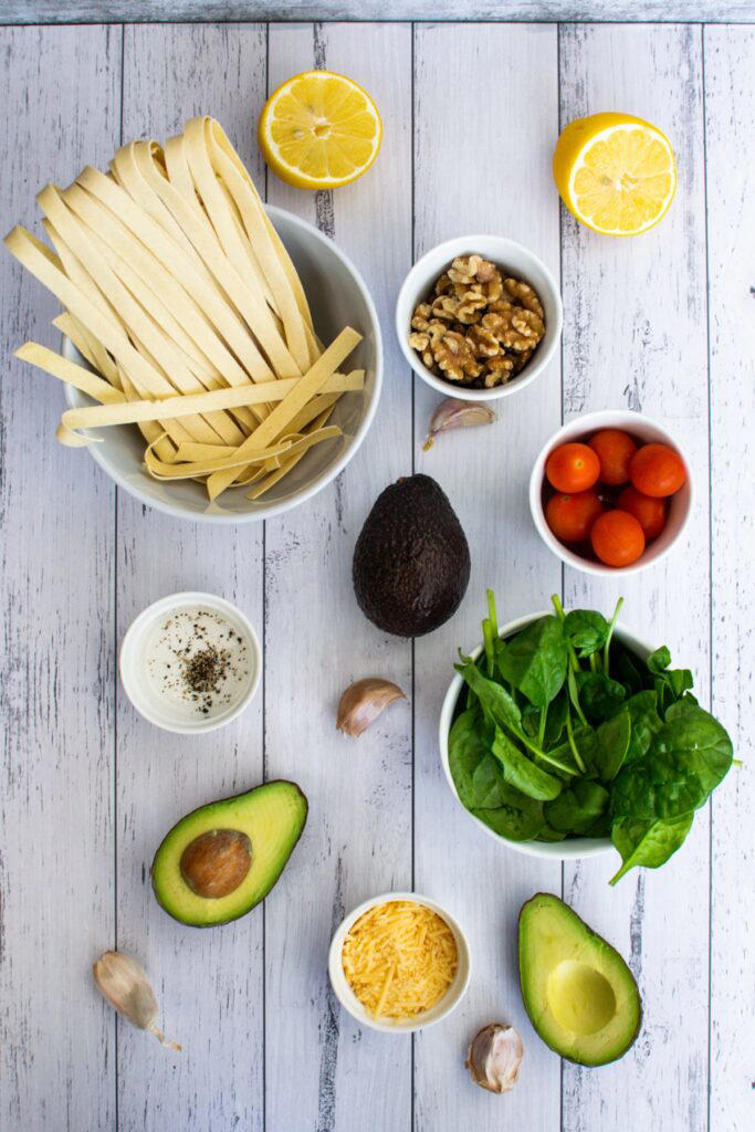 Creamy Avocado Spinach Pasta