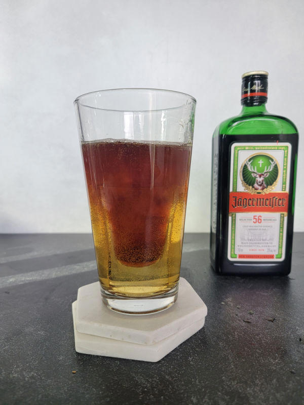 Jager Bomb Shot Recipe (Easy and Fun)