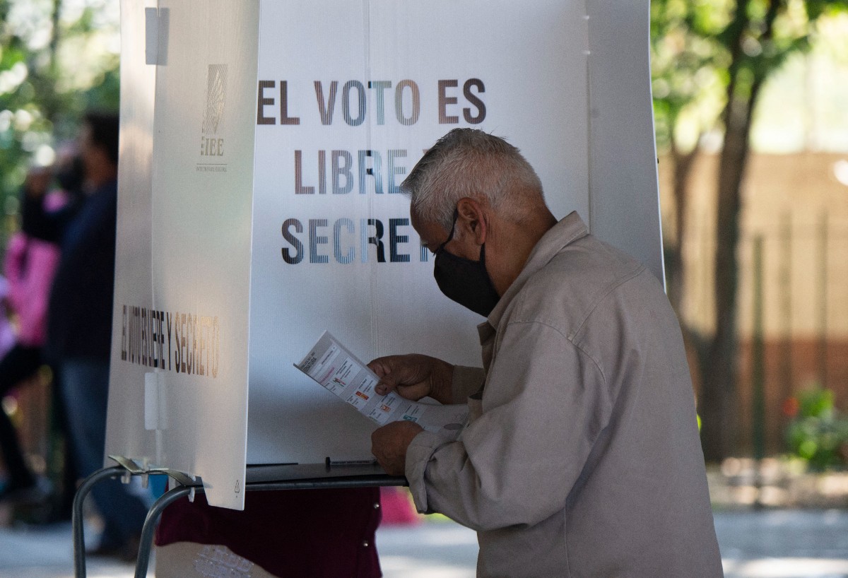 ¿Quién es favorito para ganar las elecciones en México 2024? Esto dicen