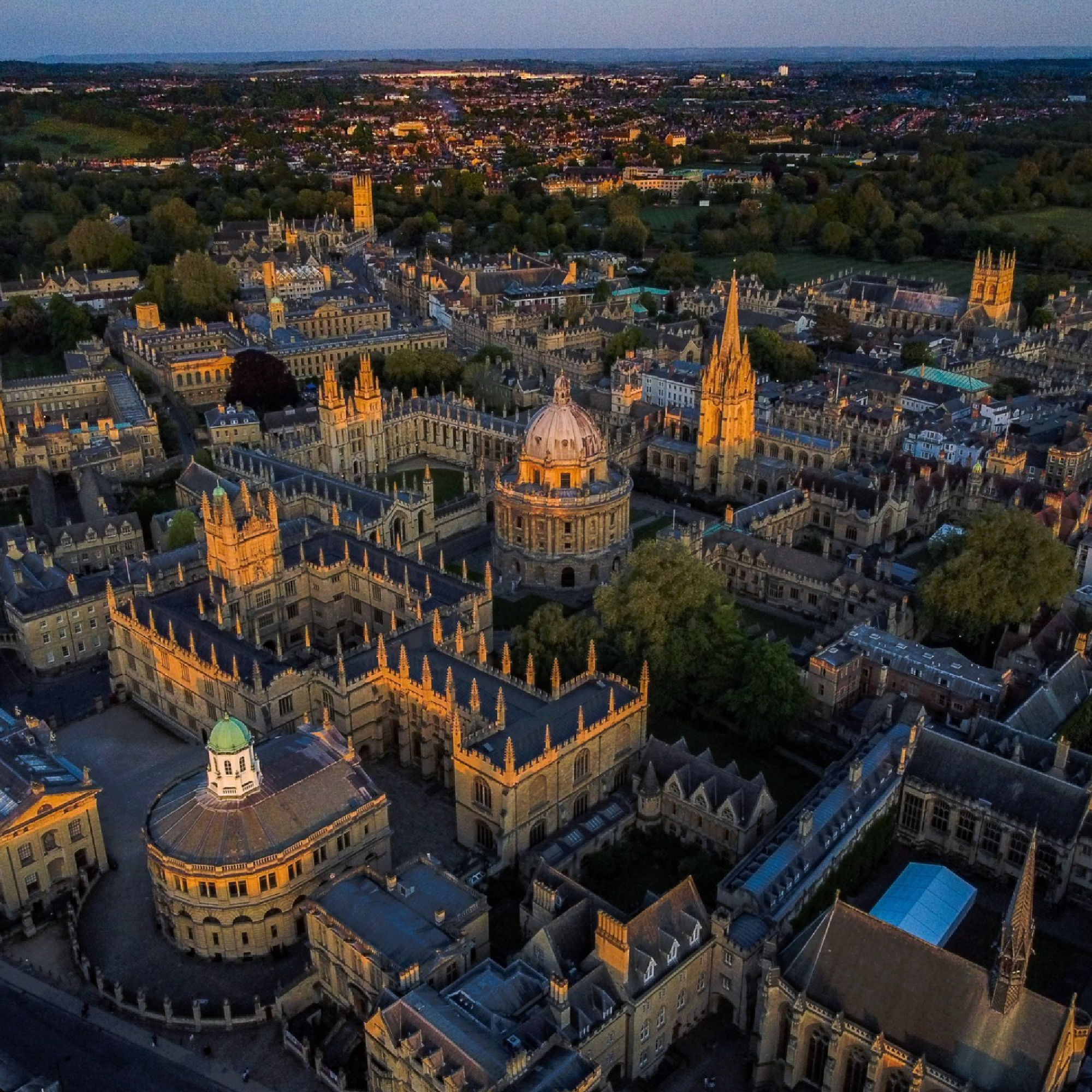 <p>7. University of Oxford (Reino Unido)</p>