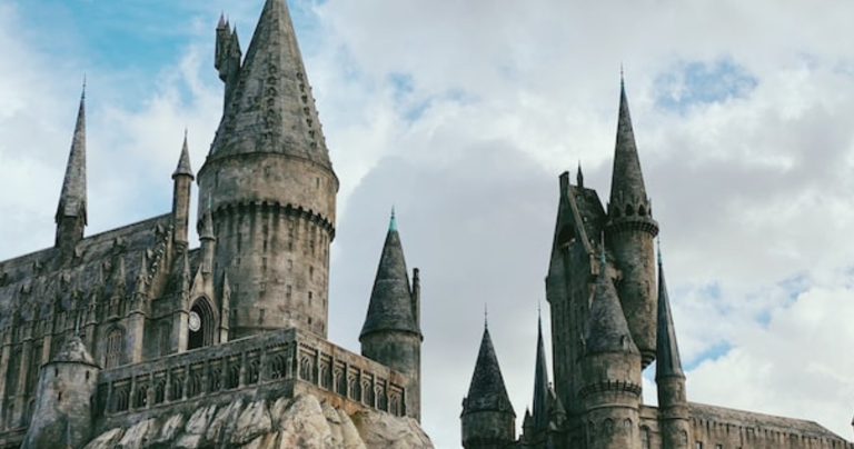 12 Harry Potter Themed Airbnbs You Can Actually Stay At