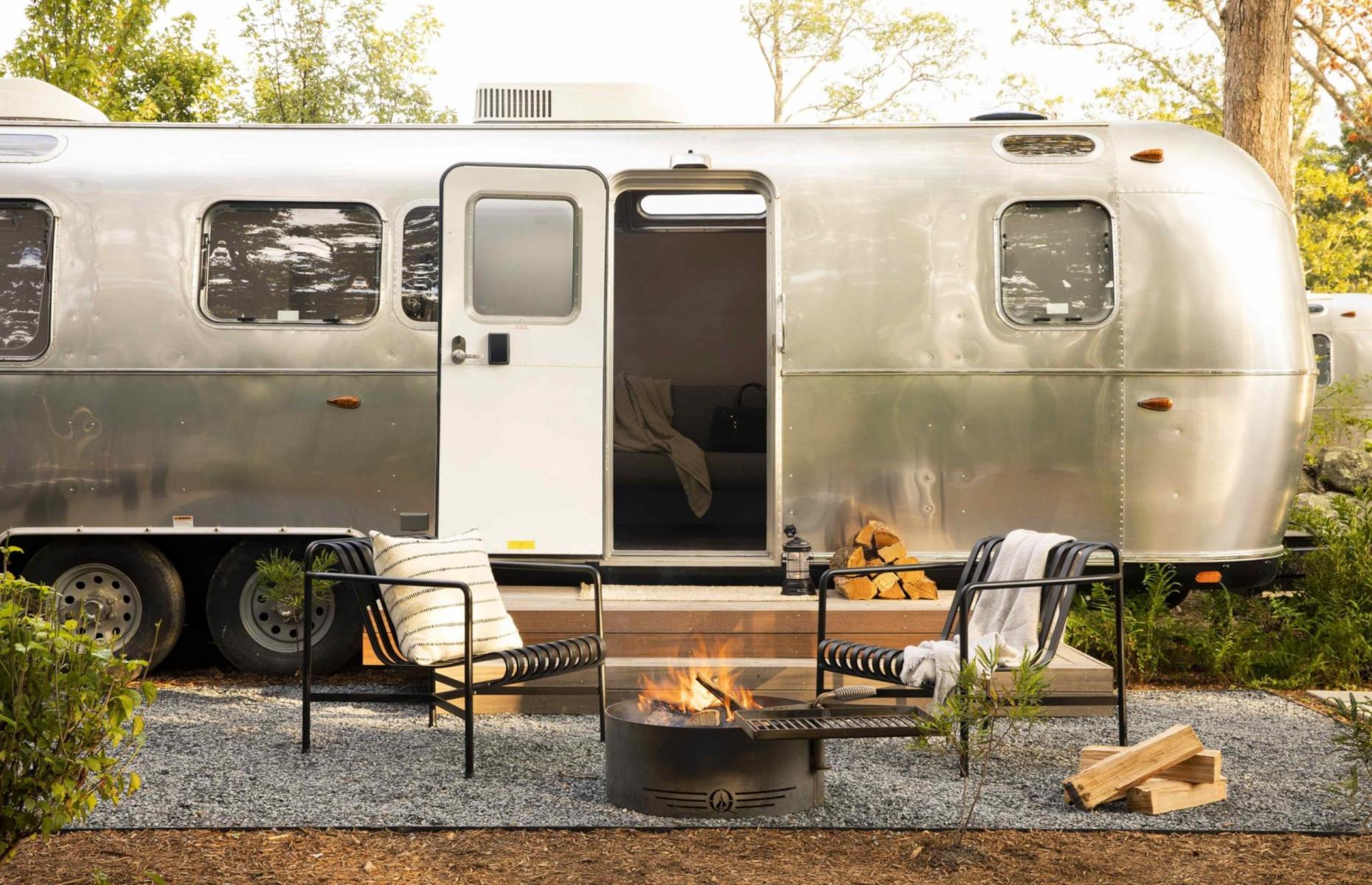 <p>Perfect for a luxurious romantic getaway or even a family adventure, these Cape Cod <a href="https://autocamp.com/property/cape-cod-premium-airstream-suite/">Premium Airstream Suites</a> are the height of decadent comfort in the midst of the great outdoors. Design and durability meet, with beautifully designed interiors enclosed in that classic aluminum shell.</p>