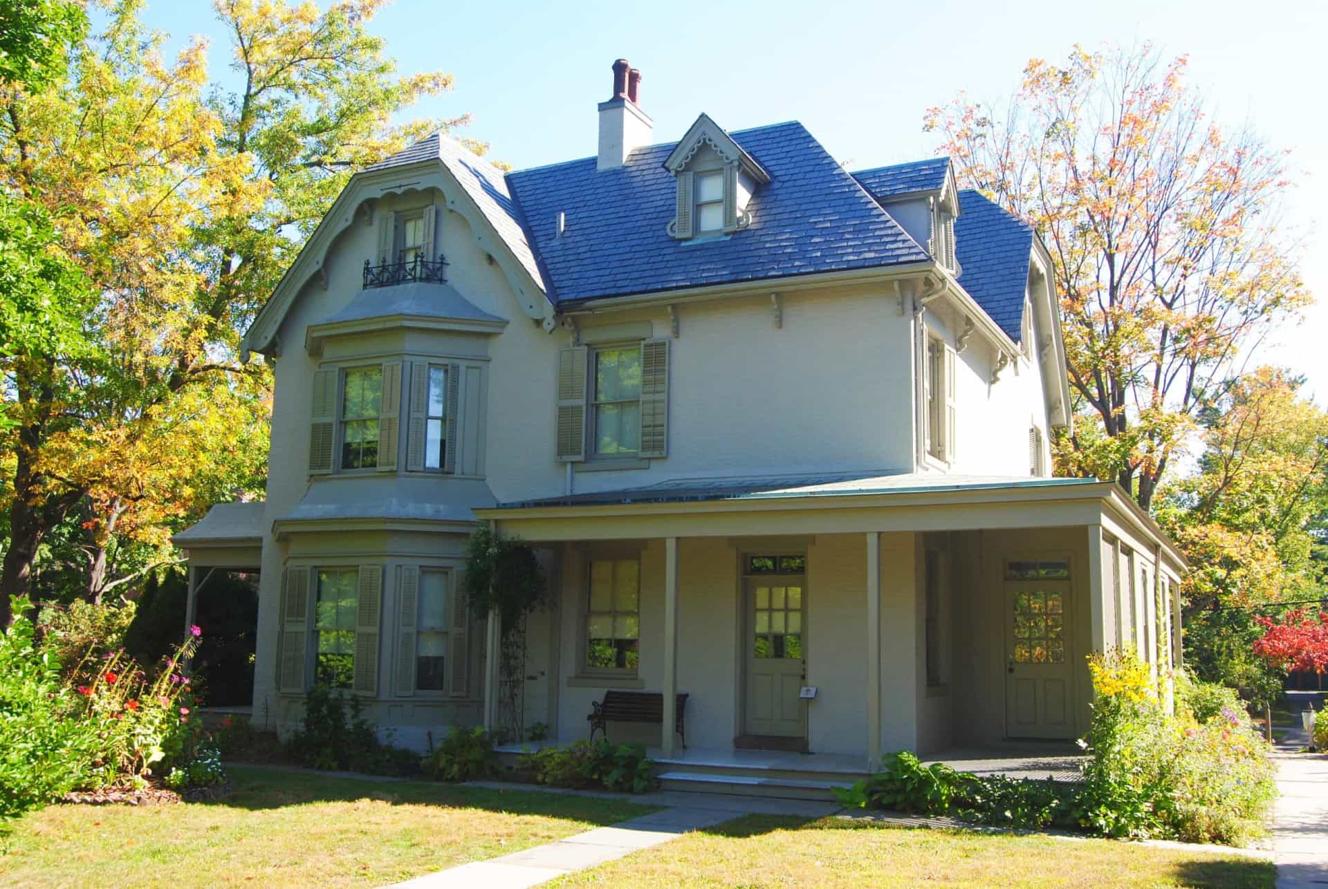 <p>Besides Mark Twain's house, book lovers can also seek out the Harriet Beecher Stowe House. Stowe is the author of the 1852 anti-slavery novel 'Uncle Tom's Cabin.' She lived in this house for the last 23 years of her life. The property is also open to the public.</p><p><a href="https://www.msn.com/en-us/community/channel/vid-7xx8mnucu55yw63we9va2gwr7uihbxwc68fxqp25x6tg4ftibpra?cvid=94631541bc0f4f89bfd59158d696ad7e">Follow us and access great exclusive content everyday</a></p>