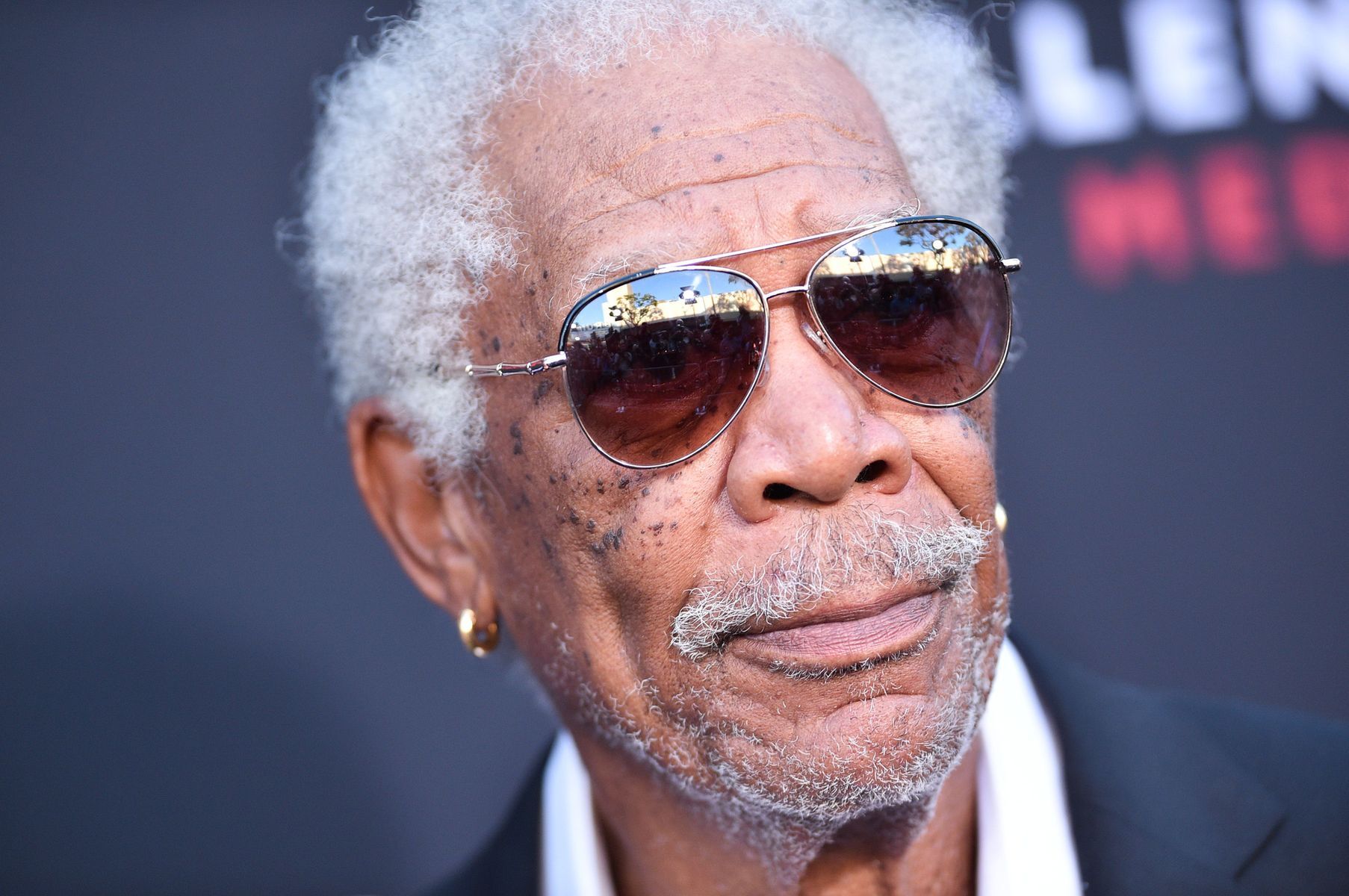 20 Celebrities Who Are Atheists