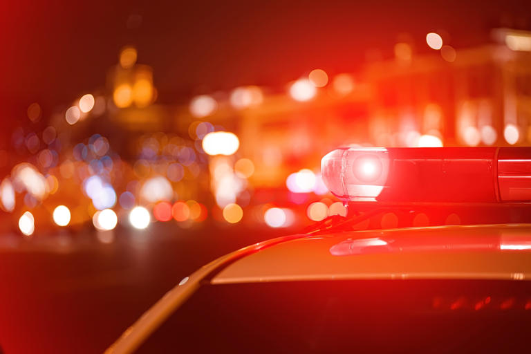 2 pedestrians killed in separate crashes in Phoenix
