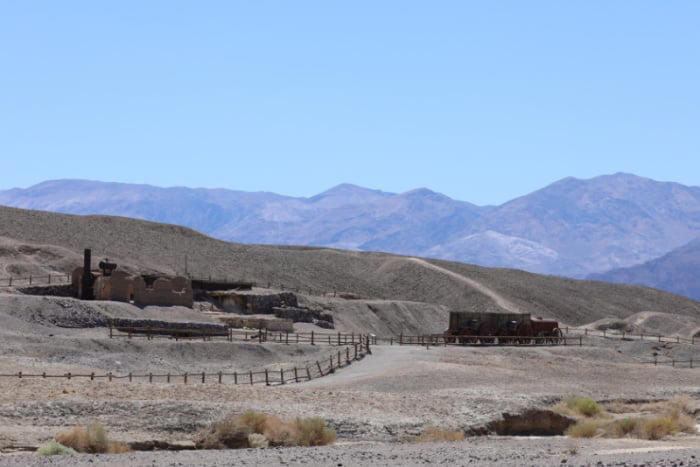 Complete Guide To Death Valley Hikes