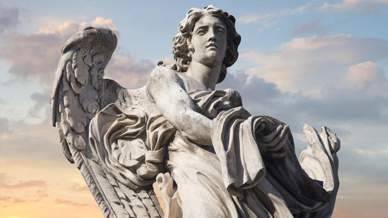 How Do You Know A Guardian Angel Has Visited You? 10 Signs