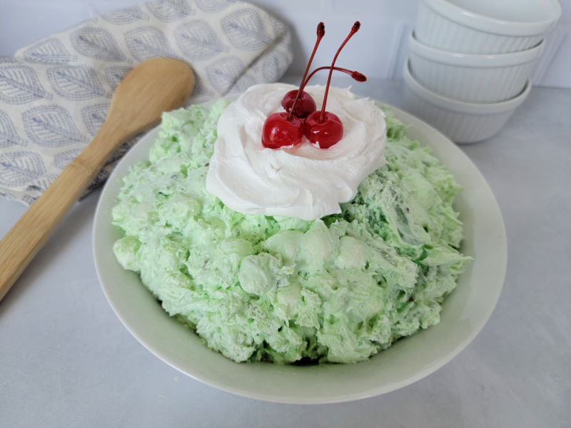 Easiest 4 Ingredients Watergate Salad Recipe