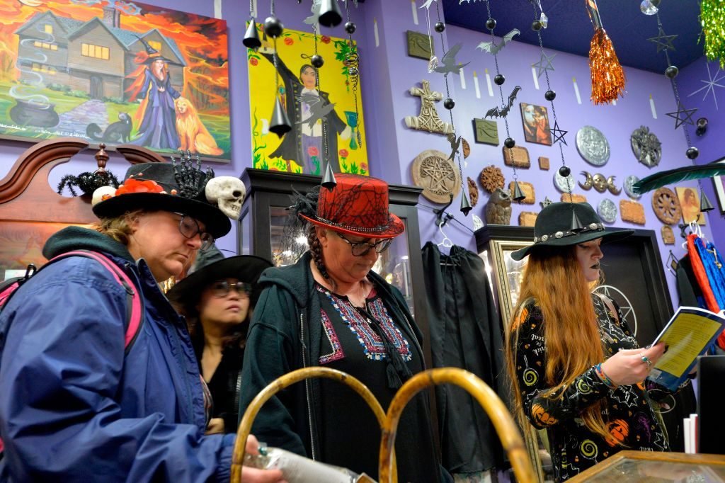 13 Spooktacular Things to Do in Salem, Massachusetts, for Halloween