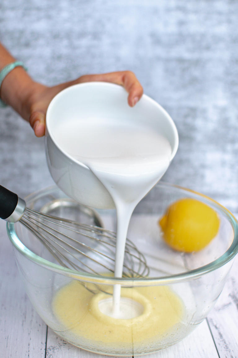 Dairy-Free Lemon Bars Recipe (Vegan and Gluten-Free)