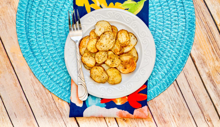 Easy Garlic Herb Sheet Pan Potatoes