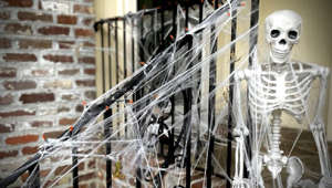 Simple tips to improve your Halloween spiderwebs