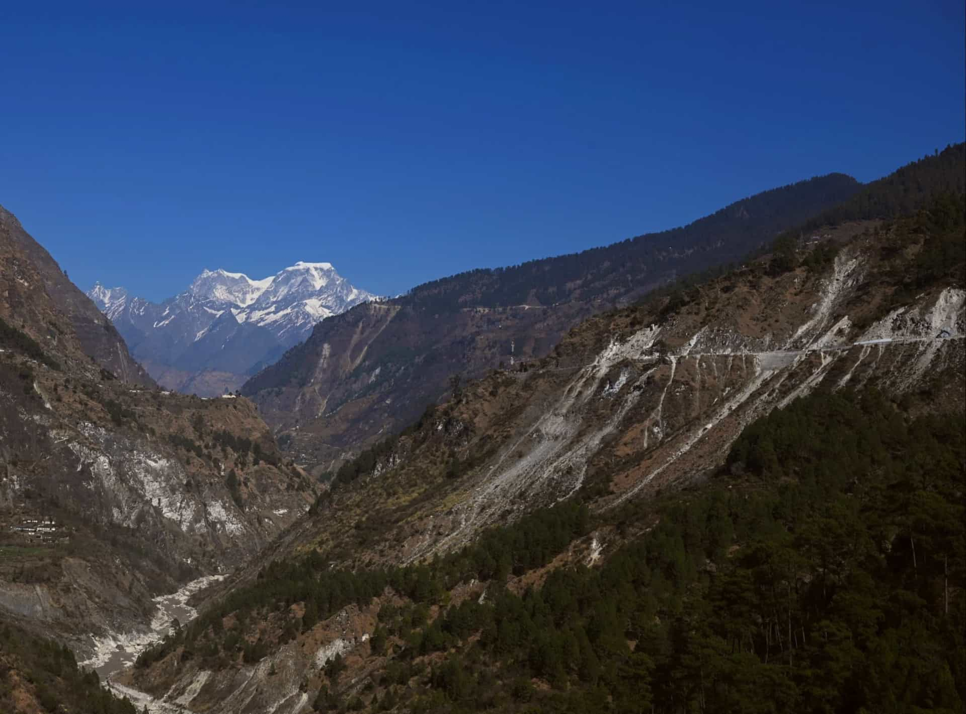 Do you dare drive on the highest roads in the world?