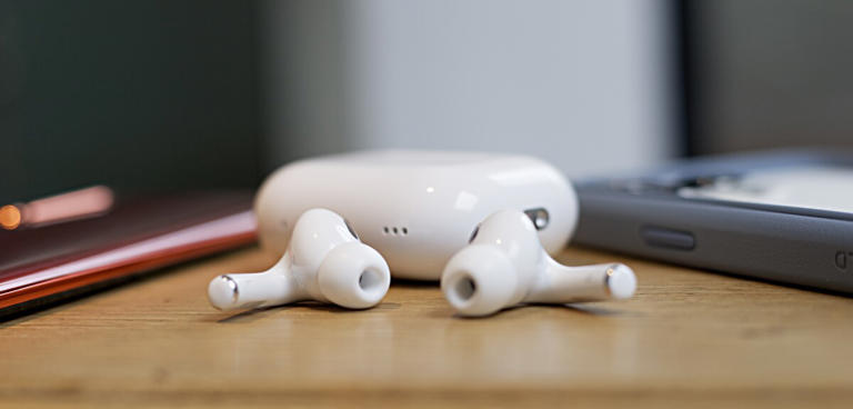 Les écouteurs Apple AirPods Pro 2 // Source : Tristan Jacquel pour Frandroid