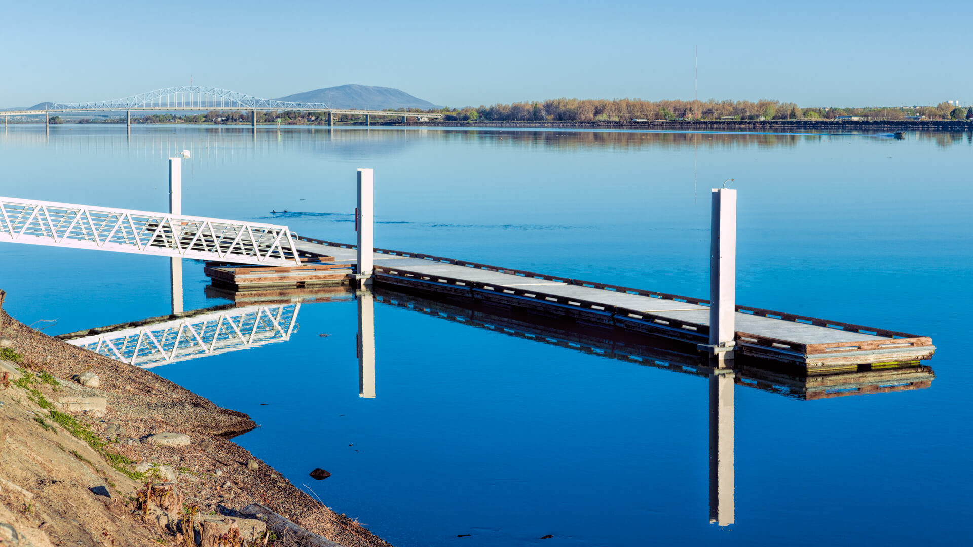 4 Best West Coast Cities To Retire on a Budget of 3,200 a Month