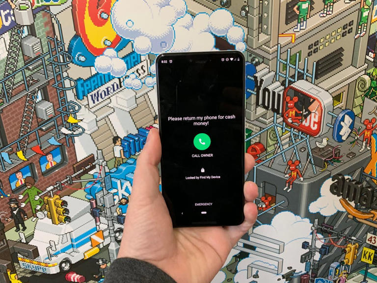 What someone who finds a lost or stolen Android phone will see after you use Find My Device to lock it. Jason Cipriani/CNET