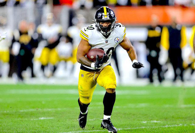 Fantasy Football: What to Do with Steelers RBs Harris, Warren?