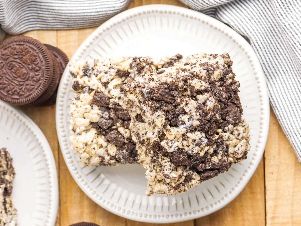 Cookies and Cream Rice Krispie Treats