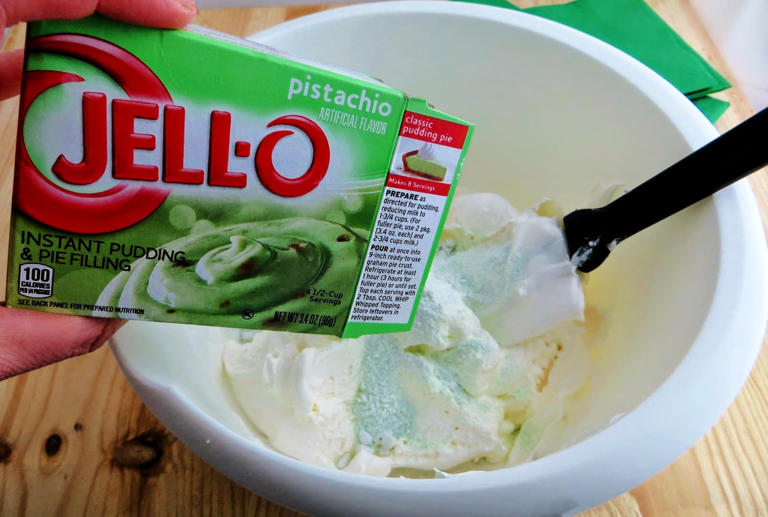 Pistachio Fruit Dip You'll Love This Easy 2Ingredient Recipe!