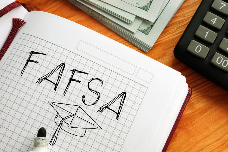 College Financial Aid for 2024 FAFSA Delay Could Be Worse With