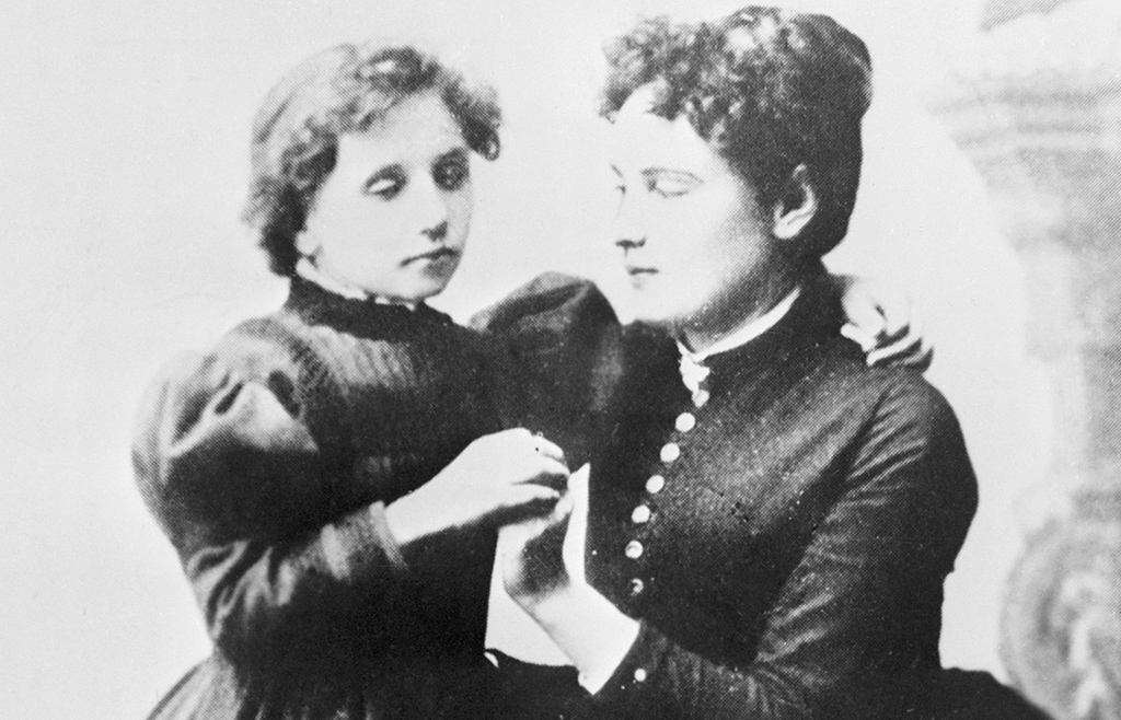 <p>Once Keller became involved with Anne Sullivan, her mentor, and teacher, she believed her life truly began. Anne came into Keller's life in 1887 when she was seven years old, and Anne was 21. Anne was also visually impaired and had just graduated from school. Anne then began teaching Keller how to fingerspell, so she would be able to communicate with other people. </p> <p>At first, it was challenging for Keller, but things finally fell into place after Anne put Keller's hand under the water pump and spelled out "water" on her hand. Supposedly, by the end of the night, she had learned 30 different words.</p>