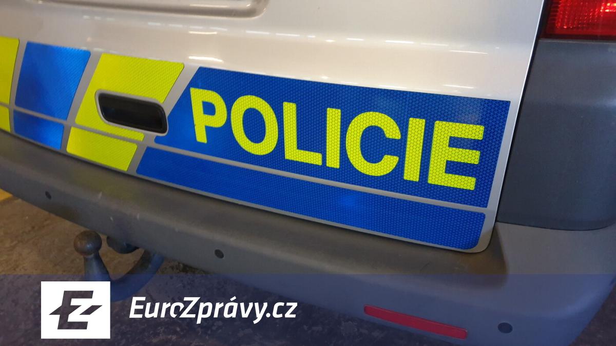 dálnici d8 uzavřela nehoda na sedmém kilometru ve směru na prahu