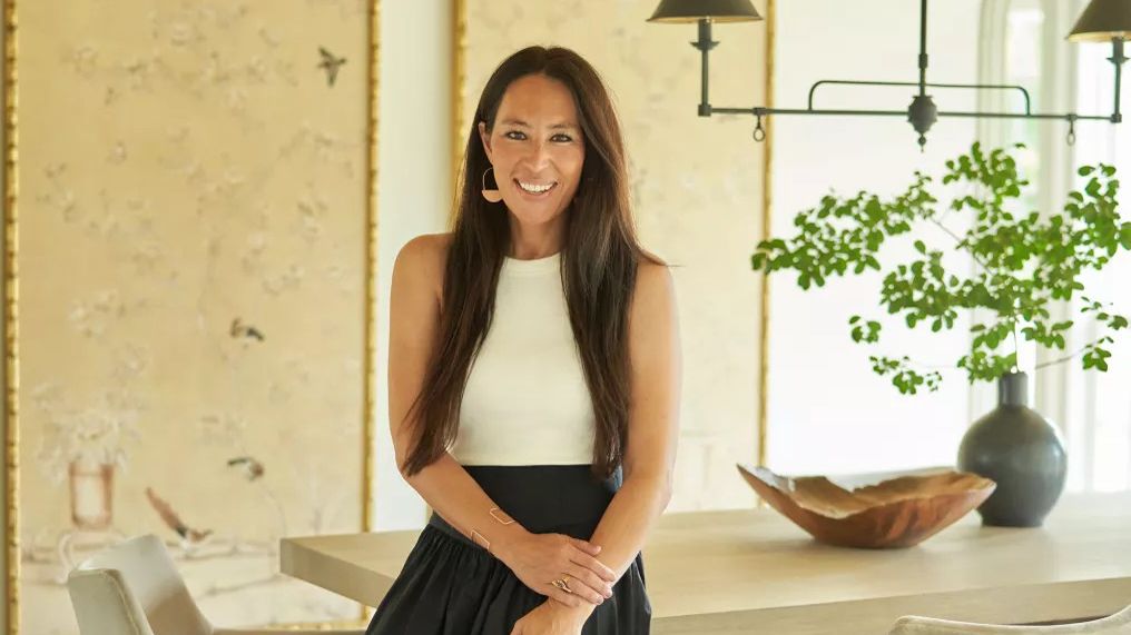 Trend Forecasters Say Joanna Gaines Brave Kitchen Cabinet Color Will   AA13NbGZ.img