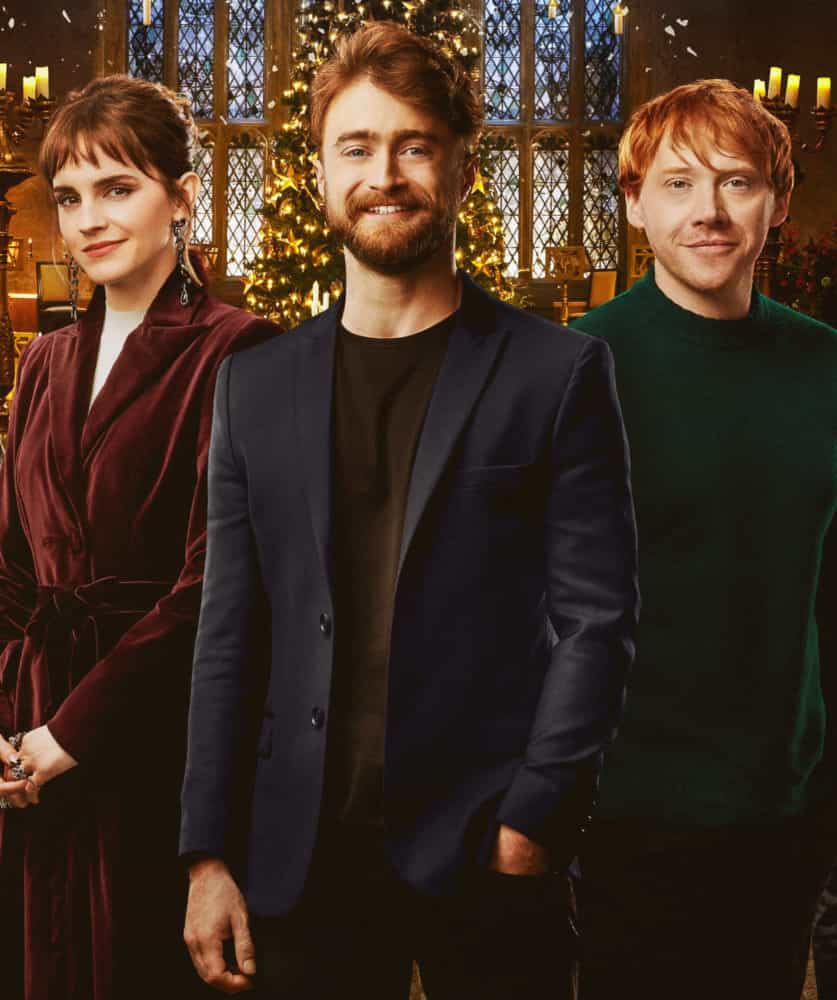 <p>El especial de televisión de 2022 "Harry Potter 20th Anniversary: Return to Hogwarts" conmemoró el 20º aniversario del estreno de la primera entrega de la saga y reunió a Daniel Radcliffe, Rupert Grint y Emma Watson y otros miembros principales del reparto.</p><p>Fuentes: (<a href="https://www.britannica.com/topic/Harry-Potter" rel="noopener">Britannica</a>) (<a href="https://www.thethings.com/the-truth-about-casting-the-first-harry-potter-film/" rel="noopener">TheThings</a>) (<a href="https://time.com/collection/2015-time-100/" rel="noopener">Time</a>)</p>
