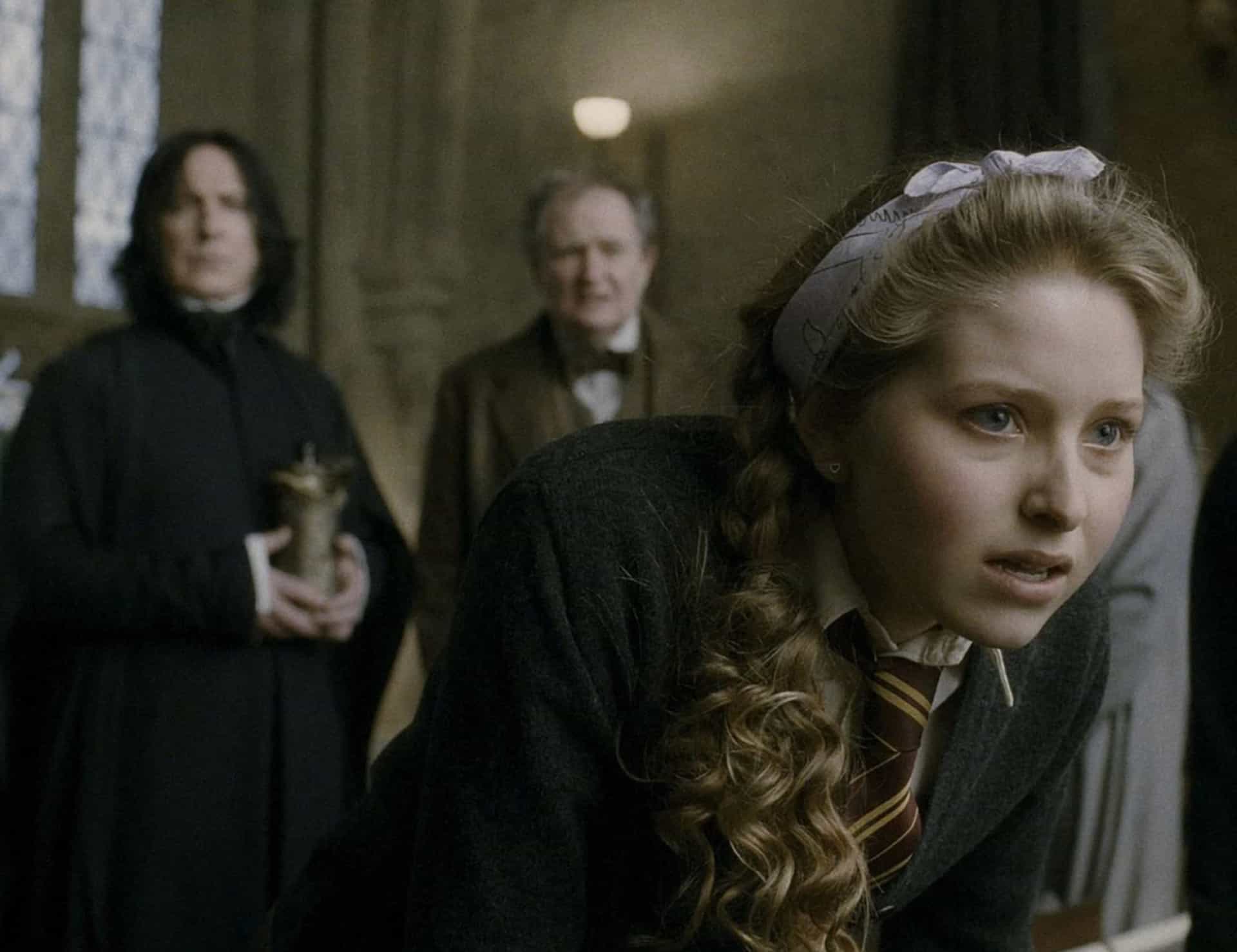 <p>Jessie Cave interpretó a Lavender Brown en tres películas de "Harry Potter" (Jennifer Smith representó a Lavender en un breve papel sin voz en "Harry Potter and the Prisoner of Azkaban" en 2004).</p>