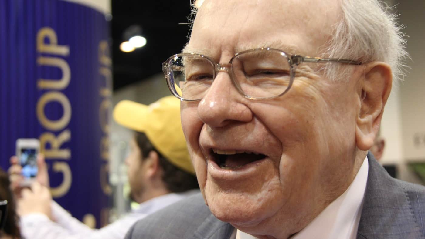 warren buffett’s latest lesson should be a wake up call for uk investors