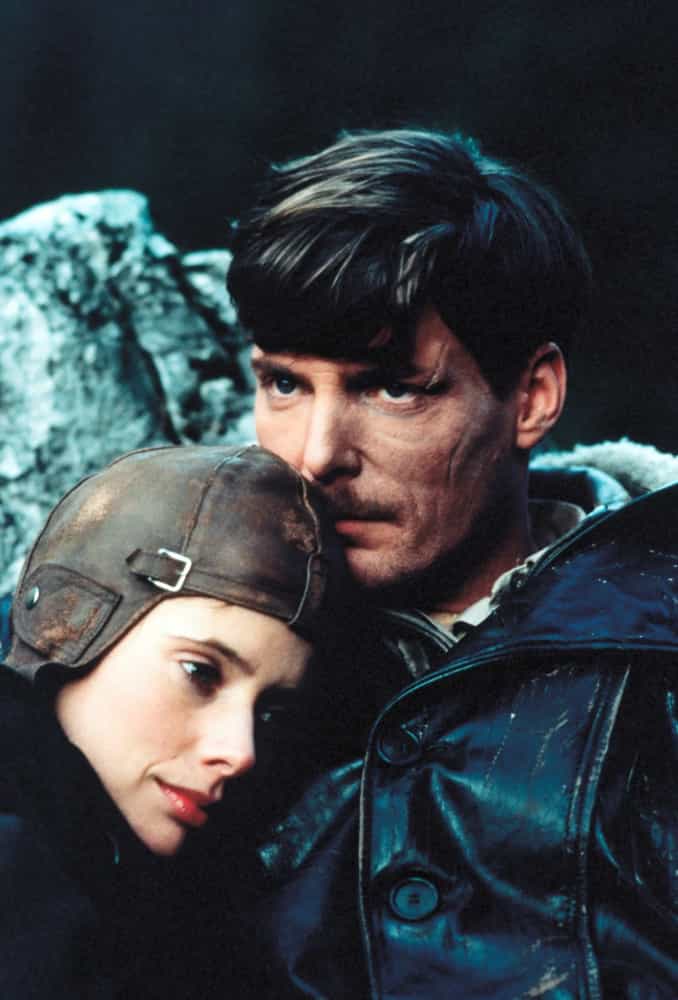 <p>A pilot (Christopher Reeve) and his passenger (Rosanna Arquette) crash and have to fight against a pack of hungry wolves in order to survive.</p><p><a href="https://www.msn.com/en-us/community/channel/vid-7xx8mnucu55yw63we9va2gwr7uihbxwc68fxqp25x6tg4ftibpra?cvid=94631541bc0f4f89bfd59158d696ad7e">Follow us and access great exclusive content everyday</a></p>