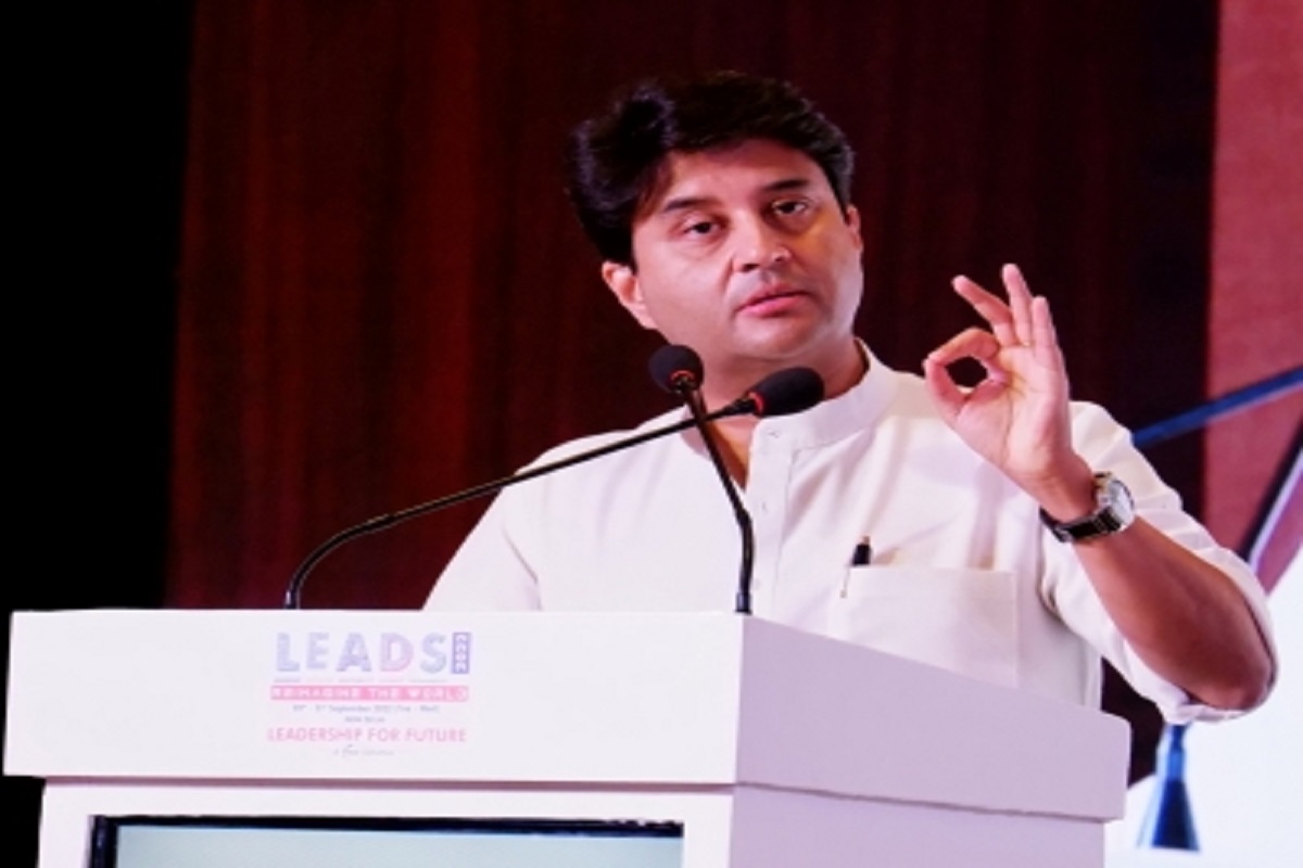 jyotiraditya scindia inaugurates first green hydrogen plant of stainless steel sector